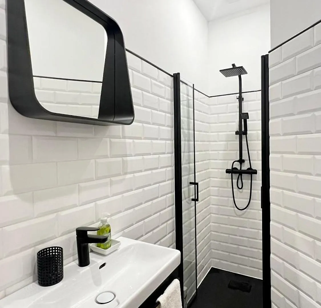 Prive Chic - Tour Eiffel Apartment Paris